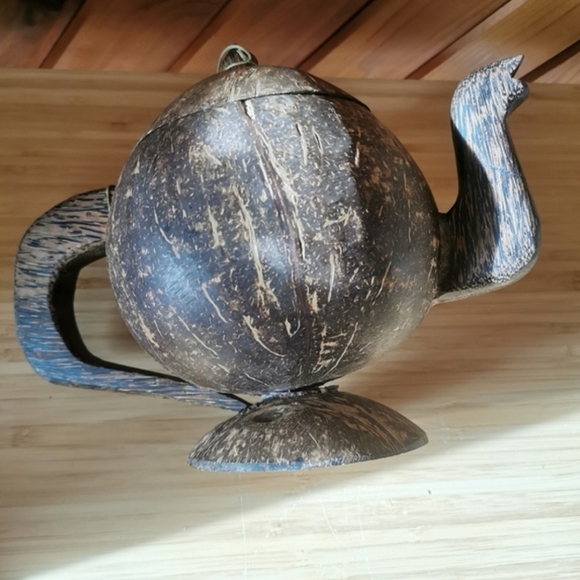 Coconut Shell Teapot - Picture 8 of 12